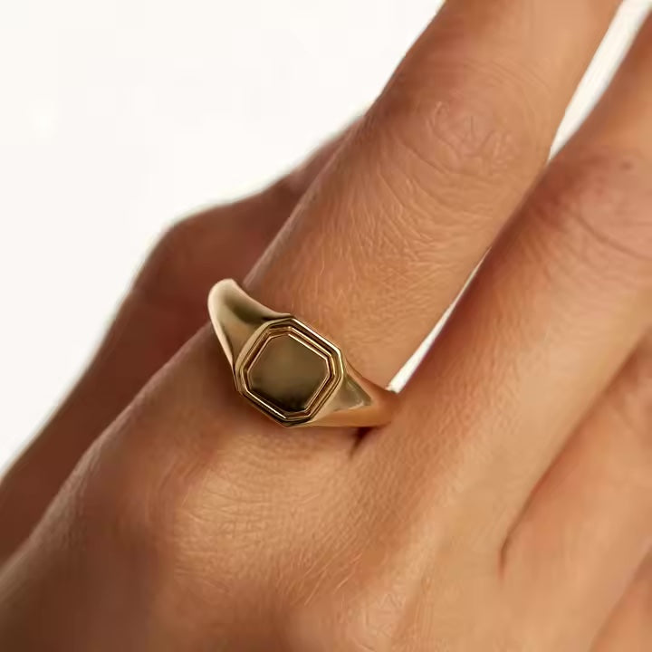 E Solid Signet Ring