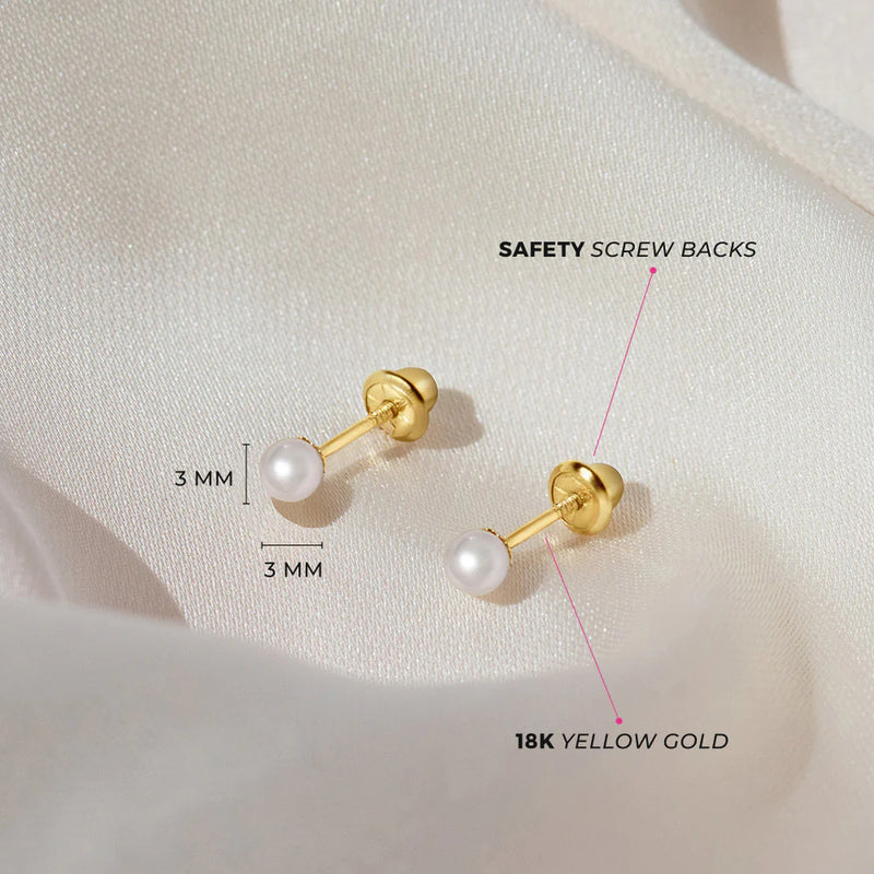 18k Classic Pearl Earrings