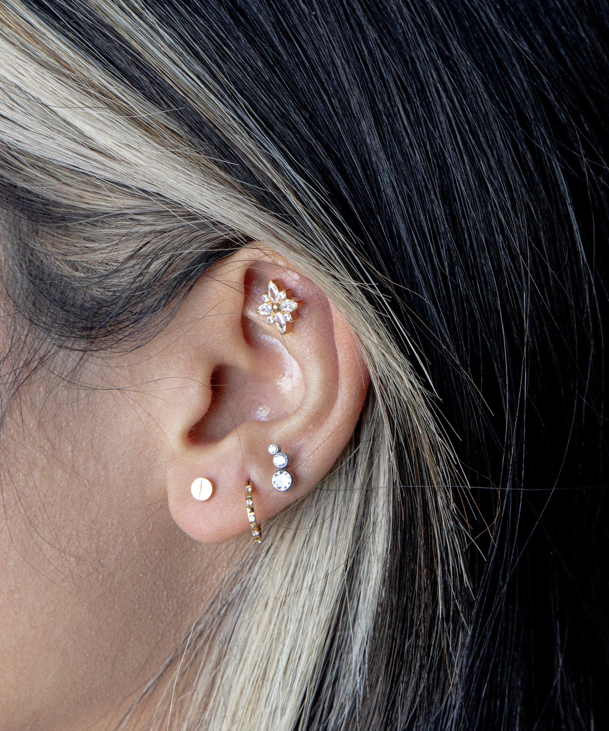 Accented Hoop