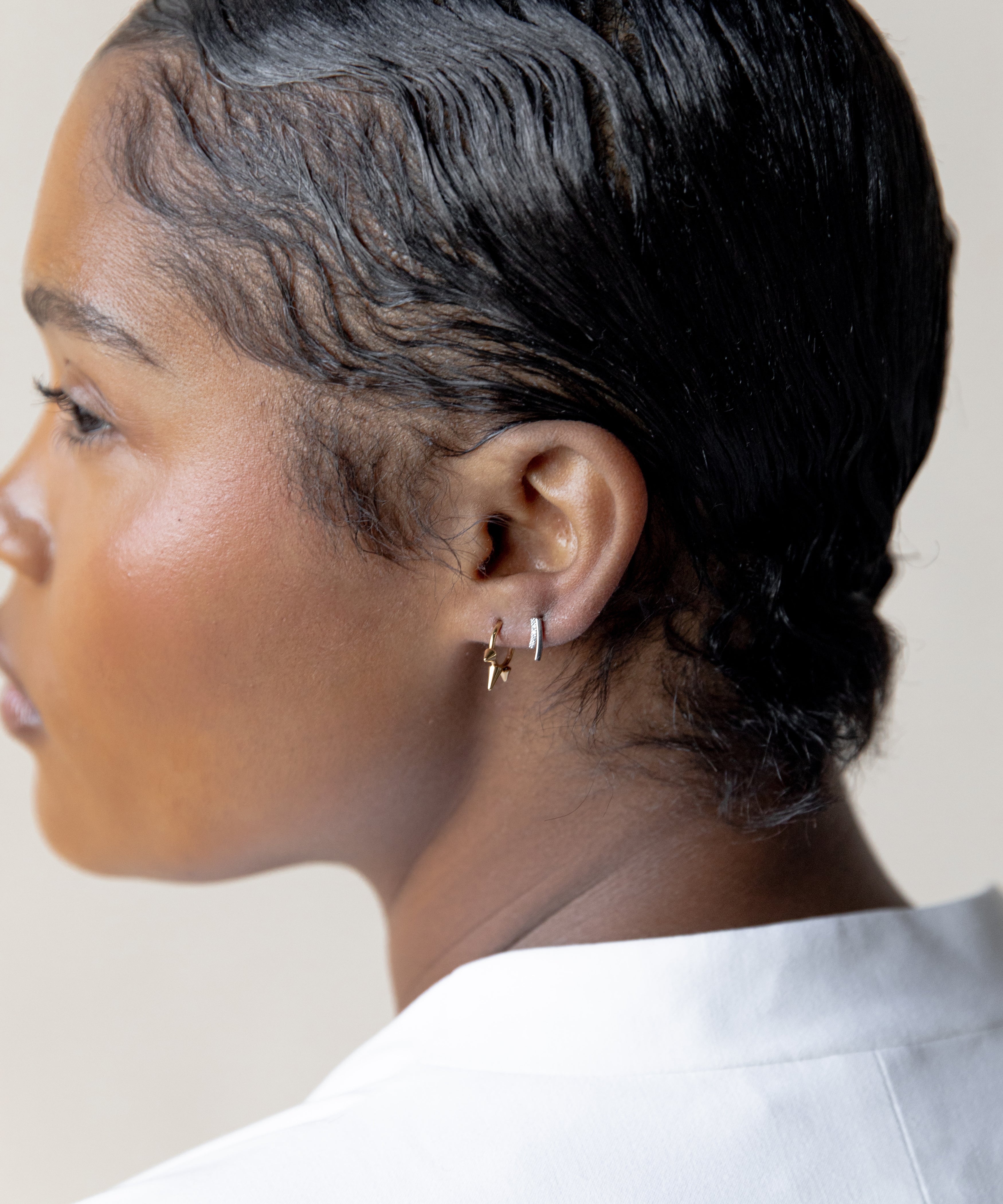 Lined Gem 14k