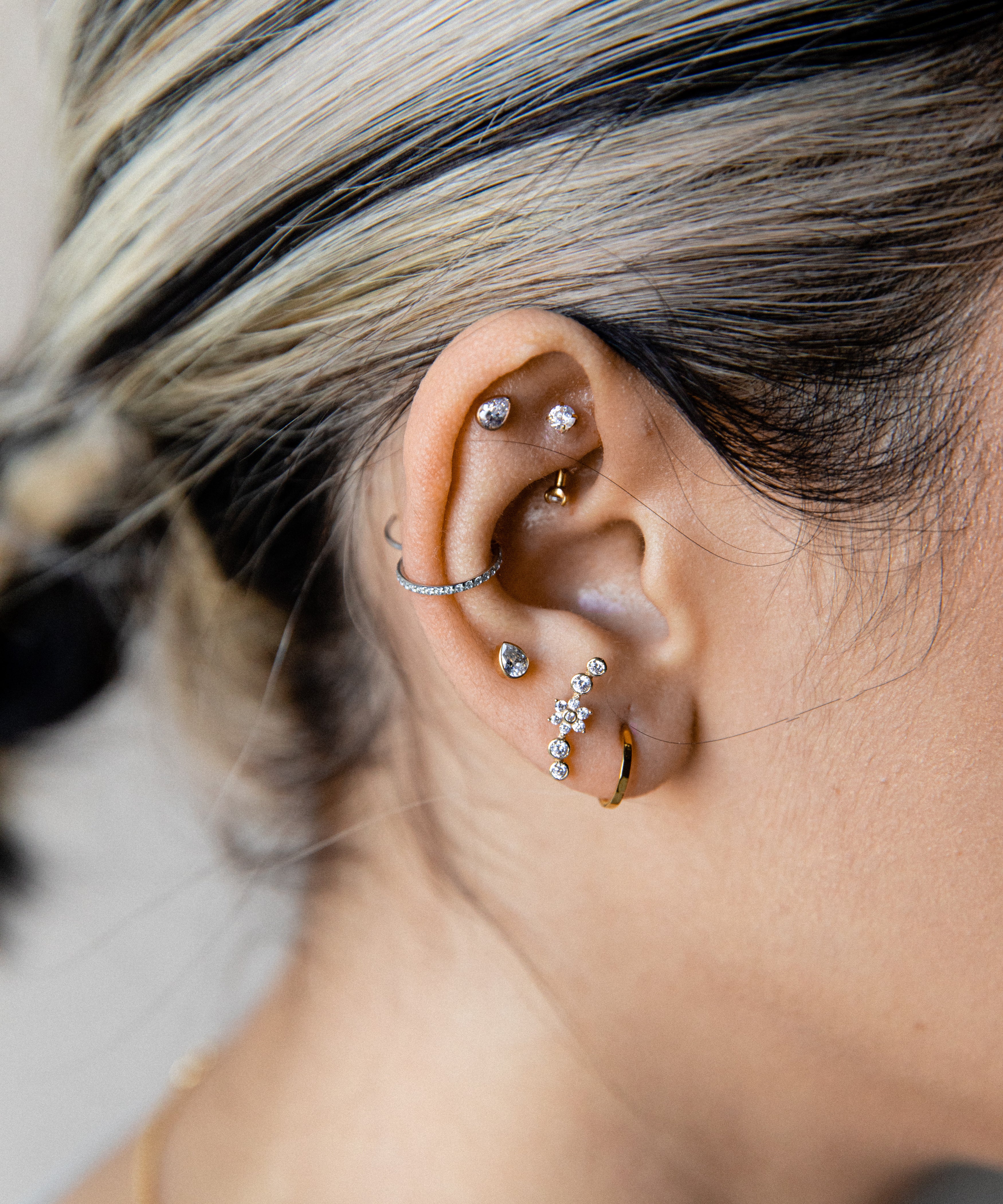 The bouqet 14k